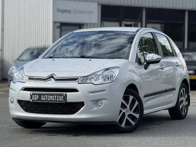 Citroën C3 1.2 PureTech Collection 2015 Benzine 2