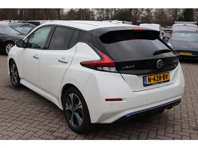 Nissan Leaf N-Connecta 40 kWh 2020 Elektrisch 8