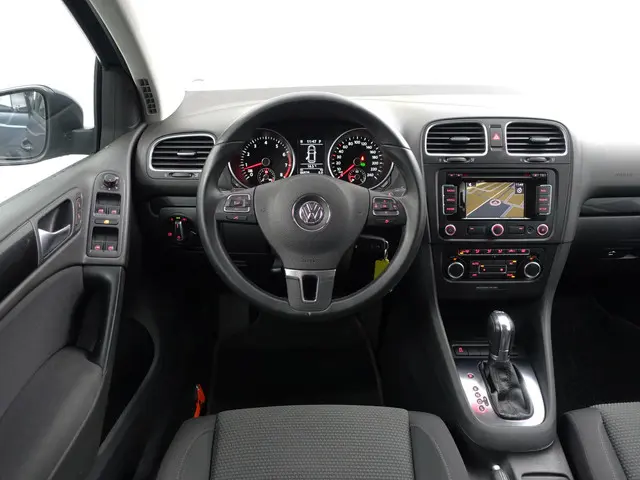 Volkswagen Golf 1.4 TSI Highline Automaat- 2012 Benzine 6