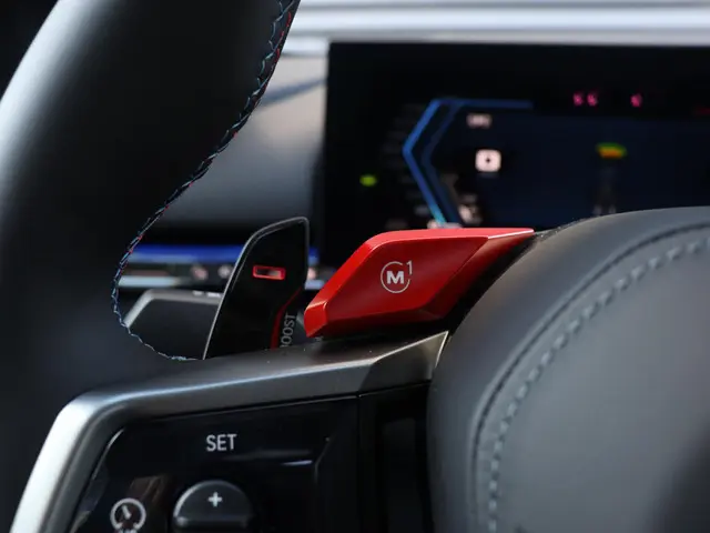 BMW M5 Touring 2026 Hybride Benzine 24