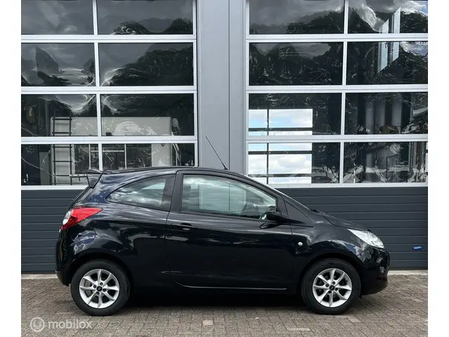 Ford Ka 1.2 Style start/stop AIRCO 2013 Benzine 4