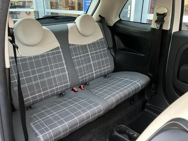 Fiat 500 1.2 Lounge 2017 Benzine 21