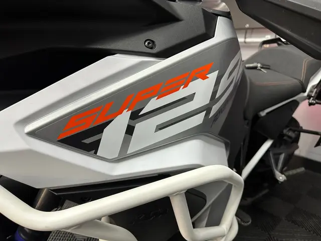 KTM 1290 All-Road Super Adventure S ABS 2023 Benzine 6