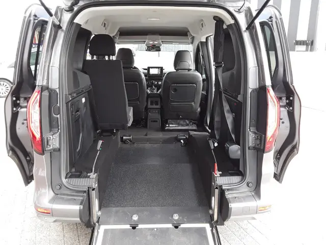 Renault Kangoo Techno TCE 130 pk Automaat 2023 Benzine 5