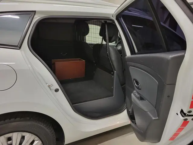 Renault Mégane 1.5dCi 90pk Grijs kenteken! 2012 Diesel 7