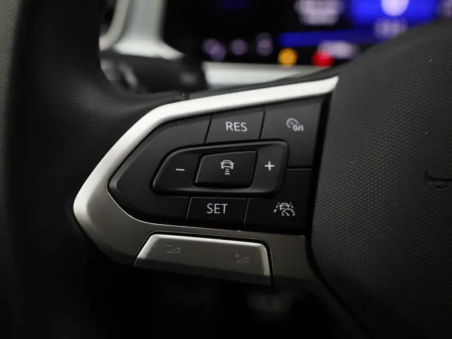 Volkswagen T-Roc 1.0TSI/116PK Goal 2025 Benzine 9