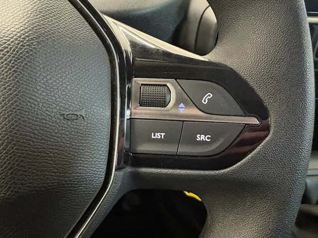 Peugeot Partner 1.5 BlueHDI Premium Long 2022 Diesel 19