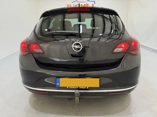 Opel Astra 5-Drs 1.6 CDTi Sport+ Navi/Clima 2015 Diesel 4