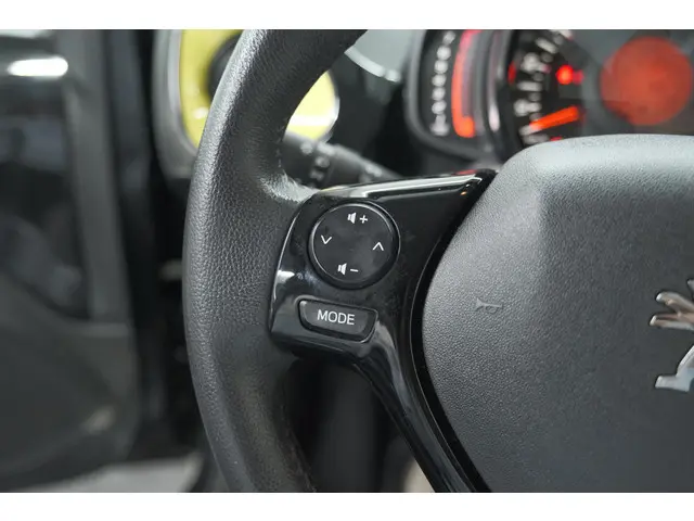 Peugeot 108 1.0 e-VTi Collection TOP! 2020 Benzine 36