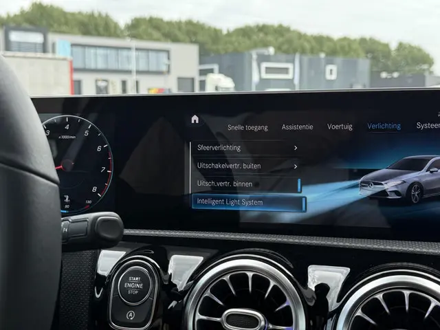 Mercedes-Benz A-Klasse 200 2018 Benzine 12