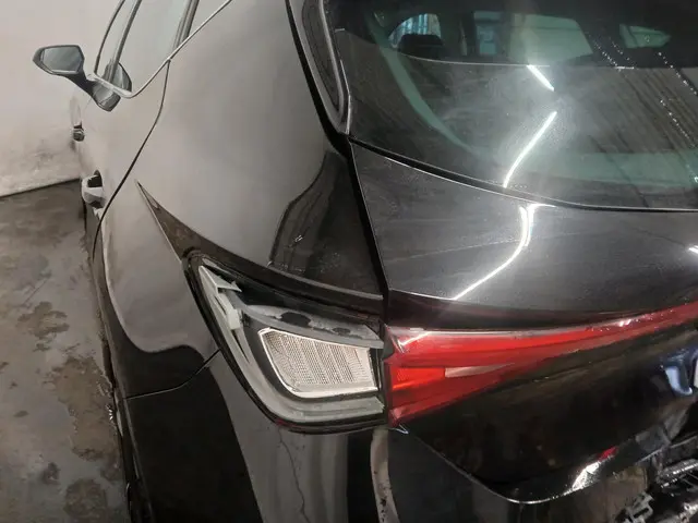 SEAT Leon 1.5 TSI FR SCHADEAUTO!! 2020 Benzine 22