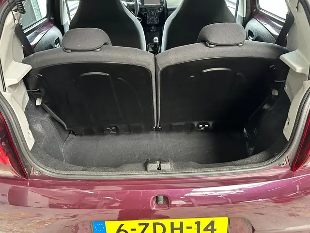 Peugeot 108 1.0 e-VTi Allure 2014 Benzine 20