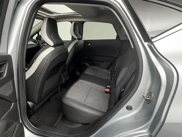 Renault Captur 1.0 TCe 90 techno 2024 Benzine 23
