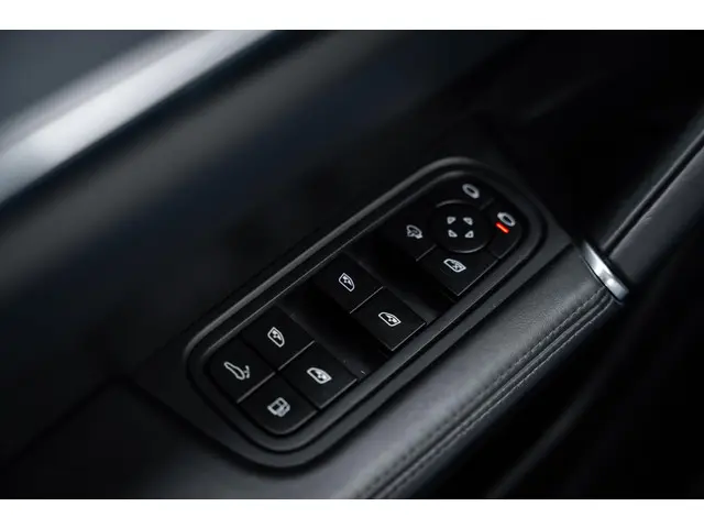Porsche Cayenne 3.0 E-Hybrid 2023 Hybride Benzine 25
