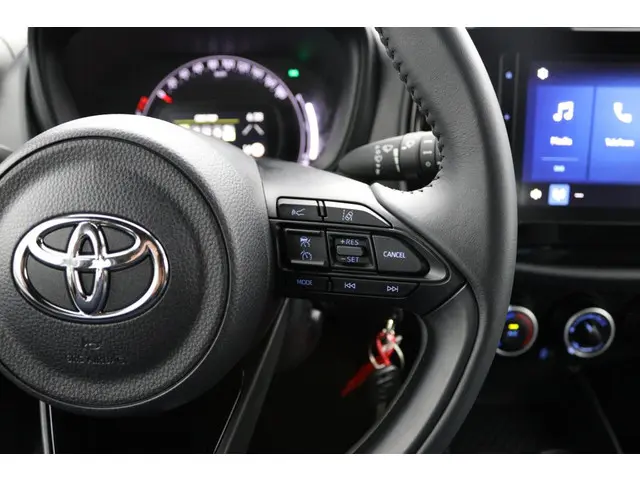 Toyota Aygo X 1.0 VVT-i MT Play 2024 Benzine 21