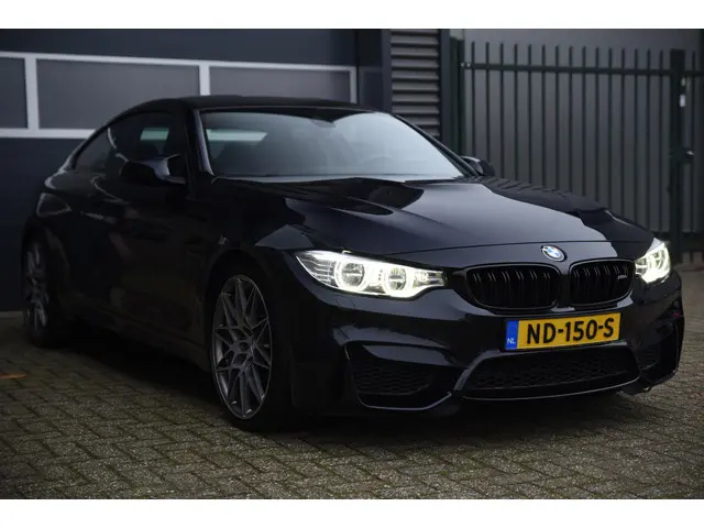 BMW M4 4-serie Coupé Competition 2017 Benzine 14