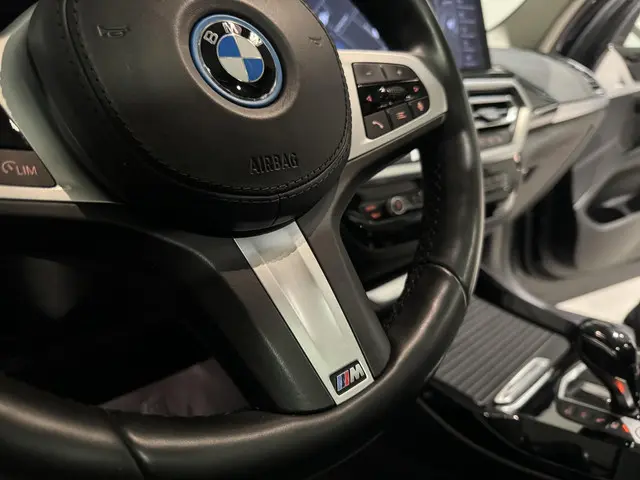 BMW X3 xDrive30e Business 2021 Hybride Benzine 17