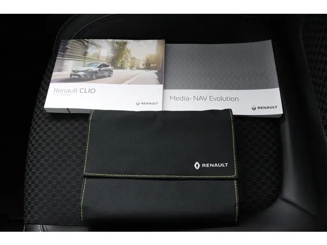 Renault Clio TCe 90 Intens 2019 Benzine 13