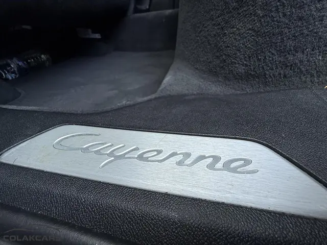 Porsche Cayenne Coupé 3.0 E-Hybrid 2021 Hybride Benzine 23