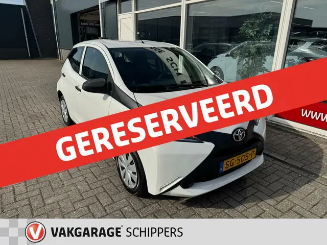 Toyota Aygo 1.0 VVT-i x airco cruise 5d 2018 Benzine 24