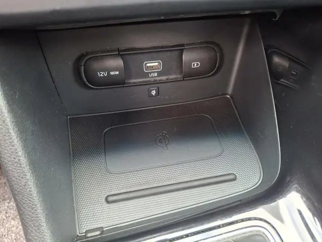 Kia Niro 1.6 GDi Hybrid DynamicLine 2021 Hybride Benzine 16