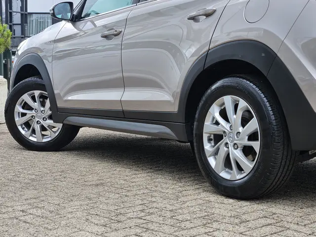 Hyundai Tucson 1.6 GDi Comfort 2016 Benzine 30