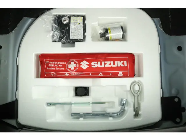 Suzuki Ignis 1.2 Stijl Smart Hybrid 2017 Benzine 34