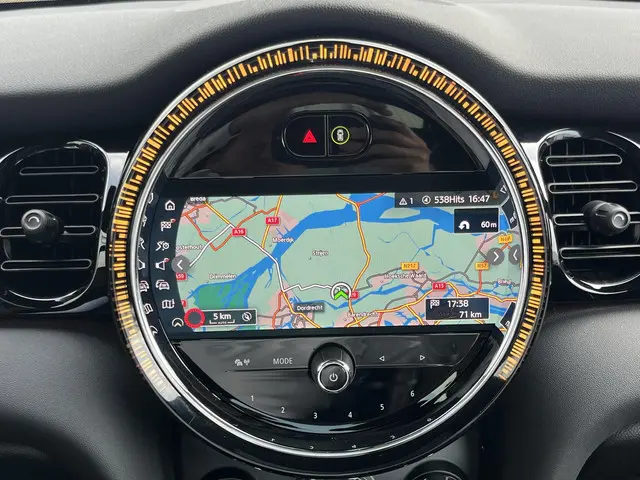 MINI Cooper Mini 2.0 John Works Essential 2021 Benzine 65