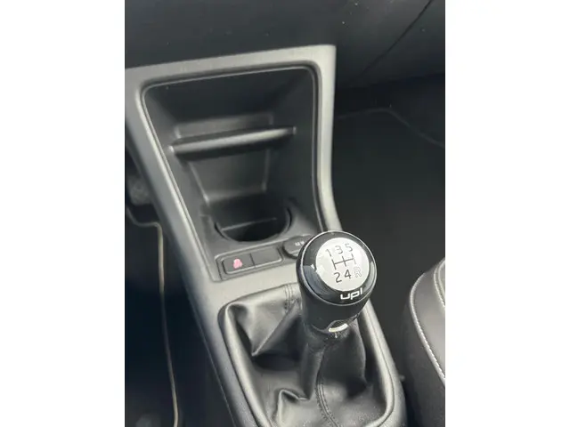 Volkswagen up! 1.0 high up! BlueMotion 2012 Benzine 14