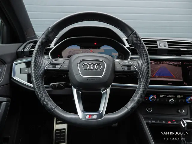 Audi Q3 Sportback 35 TFSI S-Line 2021 Benzine 21