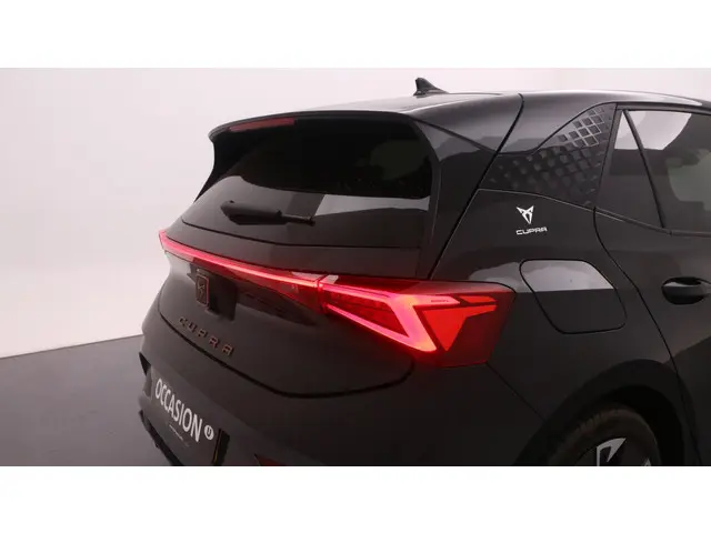CUPRA Born Business 59 kWh / 2024 Elektrisch 31