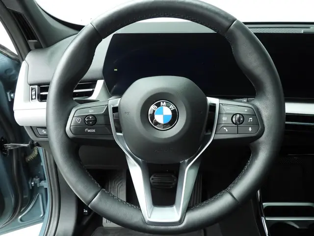 BMW X1 sDrive18i 2023 Benzine 11