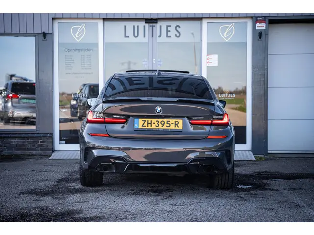 BMW 3 Serie 330i M-Sport 2019 Benzine 11