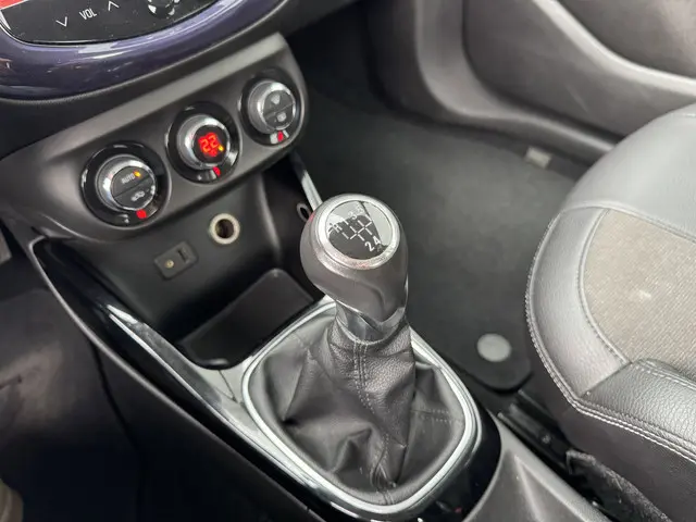 Opel ADAM 1.4 Glam 2013 Benzine 31