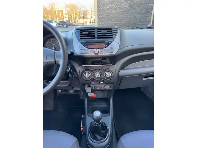 Suzuki Alto 1.0 Comfort VVT 2013 Benzine 5