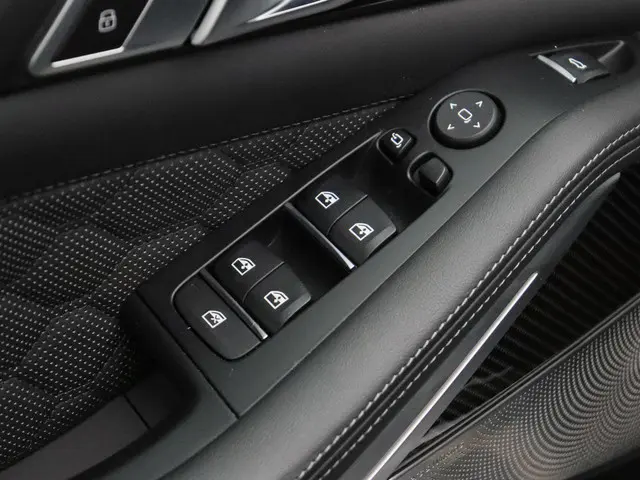 BMW X5 M Competition 2022 Benzine 19