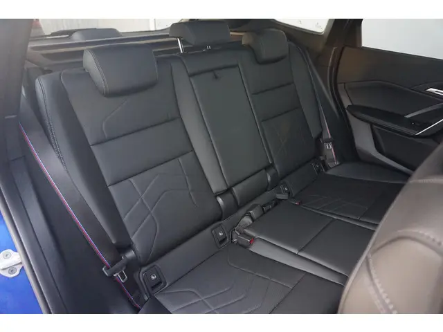 BMW iX1 eDrive20 2025 Elektrisch 10