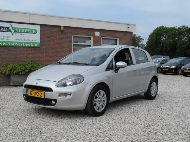 Fiat Punto Evo 0.9 TwinAir Lounge 2016 Benzine 2