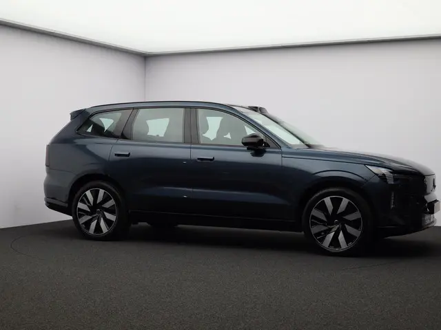 Volvo EX90 Twin Motor Ultra 7p. 111 kWh 2025 Elektrisch 28