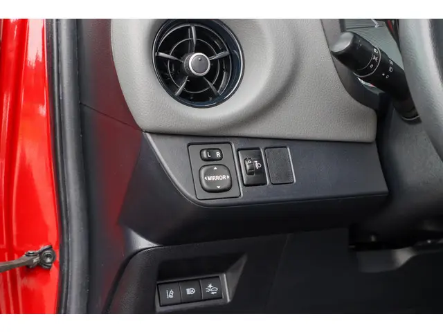Toyota Yaris 1.5 Hybrid Dynamic 2019 Hybride Benzine 20