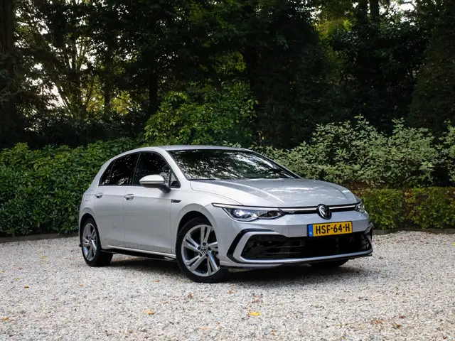 Volkswagen Golf 1.5 eTSI R-Line 2022 Benzine 7