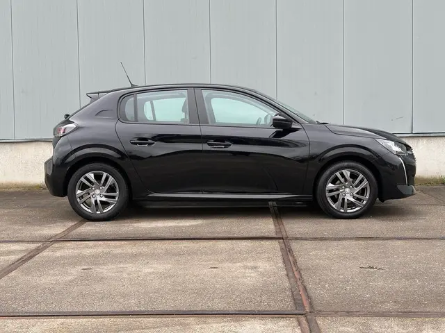 Peugeot 208 1.2 PureTech Blue Lease Active 2021 Benzine 5