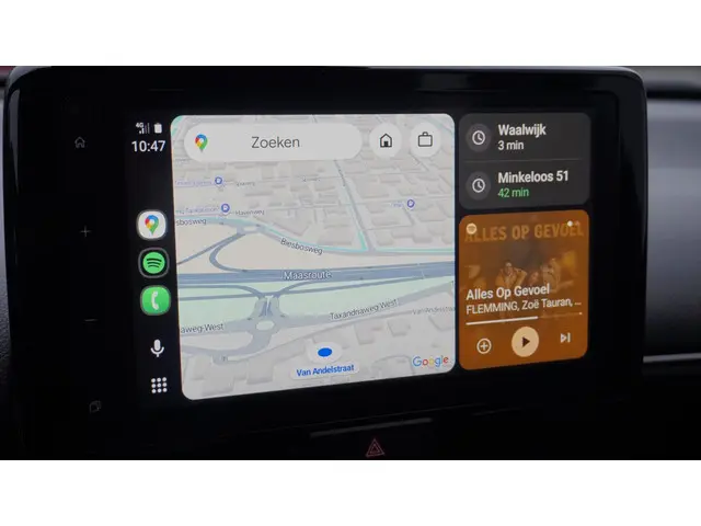 Mazda 2 Hybrid 1.5 Centre-line 2025 Hybride Benzine 12