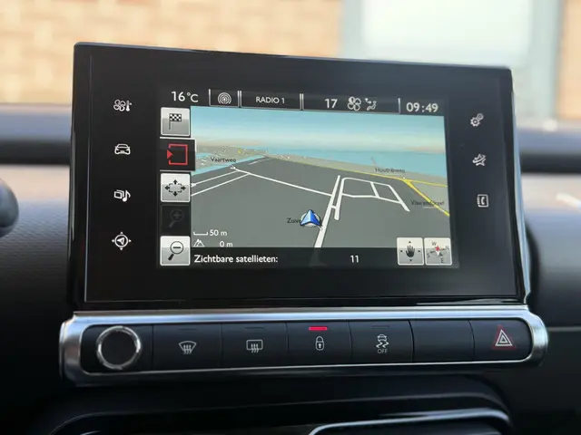 Citroën C4 Cactus 1.2 VTi Shine 2015 Benzine 15