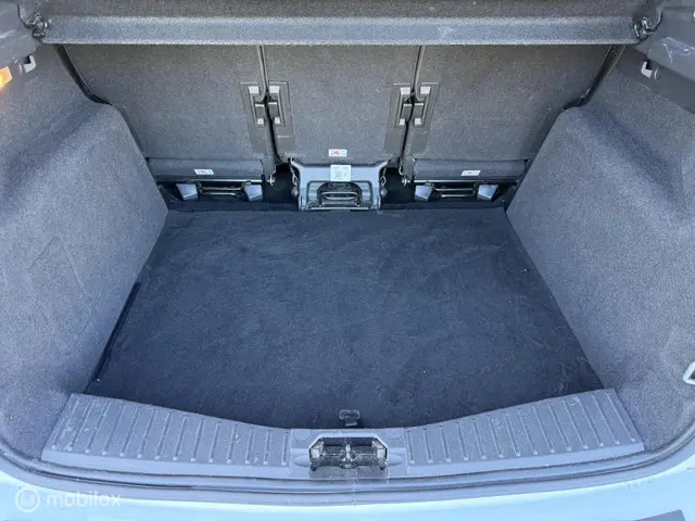 Ford C-MAX 1.5 Titanium 2017 Benzine 25