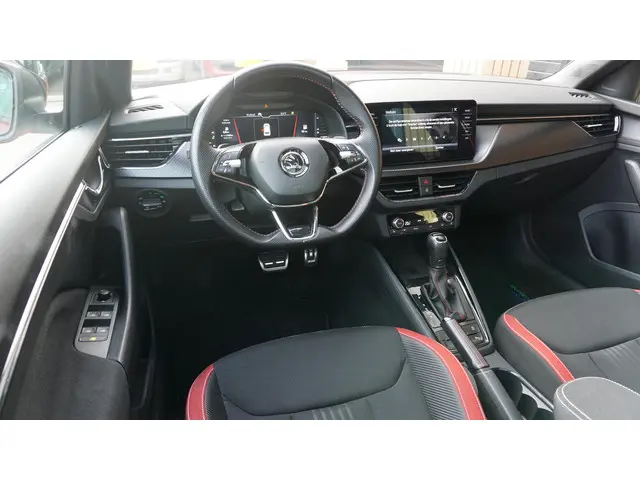 Škoda Kamiq 1.0 TSI 116pk DSG Monte Carlo 2021 Benzine 8