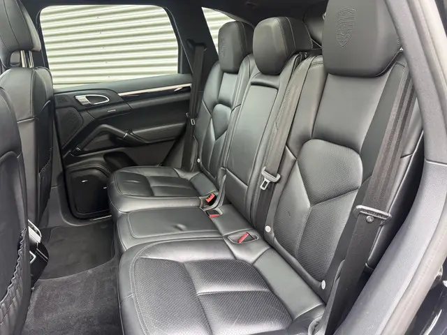 Porsche Cayenne 3.0 D Platinum Edition 2017 Diesel 7