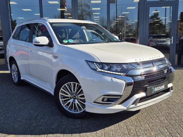 Mitsubishi Outlander 2.4 PHEV Pure+ 2020 Hybride Benzine 5