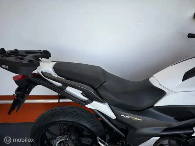 Honda NC 750 750X DCT C-ABS 2015 Benzine 13
