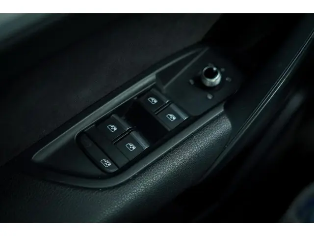 Audi Q5 2.0 TFSI quattro Launch Edition 2017 Benzine 15